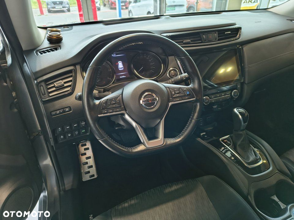 Nissan X-Trail - 8