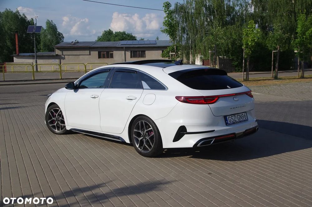 Kia ProCeed 1.6 CRDi DCT7 SCR GT LINE - 4