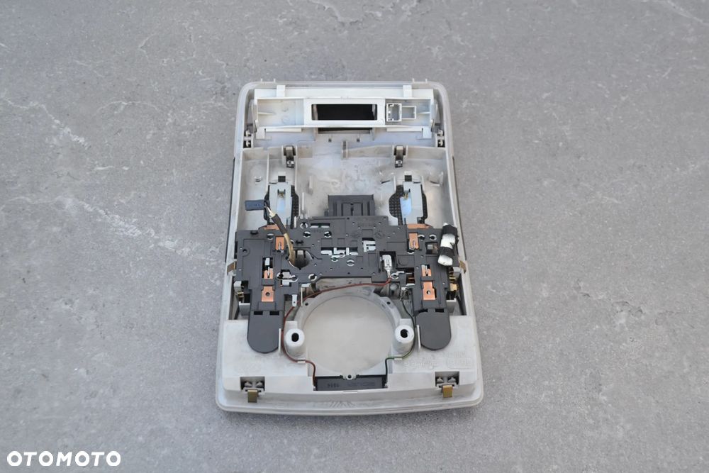 AUDI A4 B6 B7 A3 8P LAMPKA WNĘTRZA PODSUFITKI DIODY LED 8E0947135E - 3