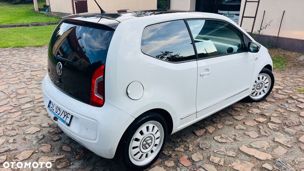 Volkswagen up! - 20