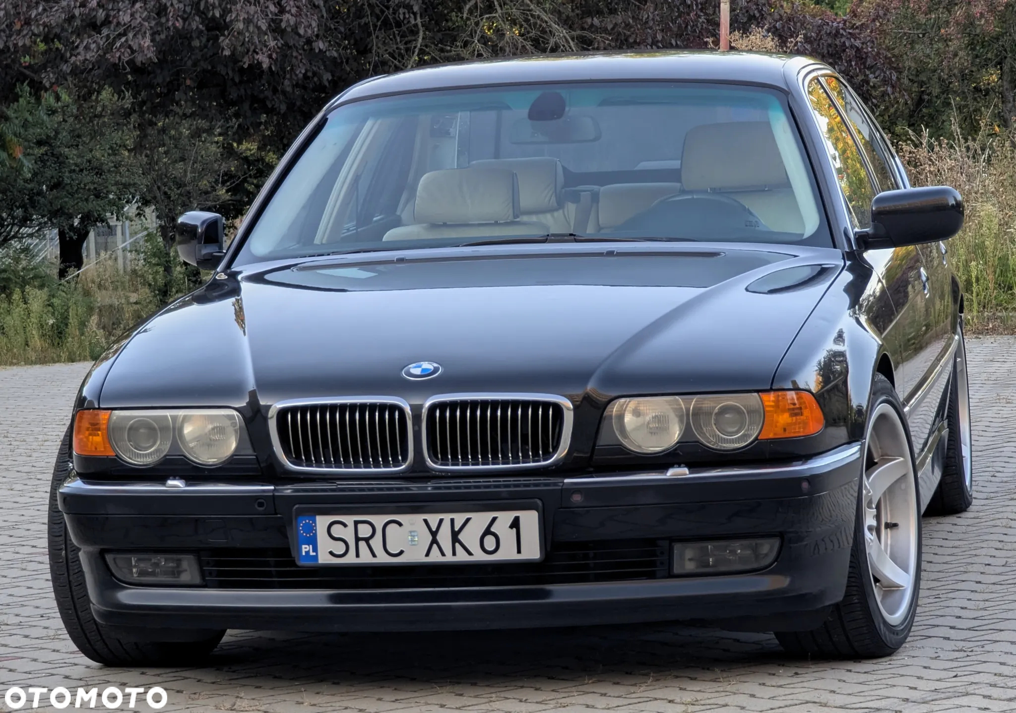 BMW Seria 7 750i - 27