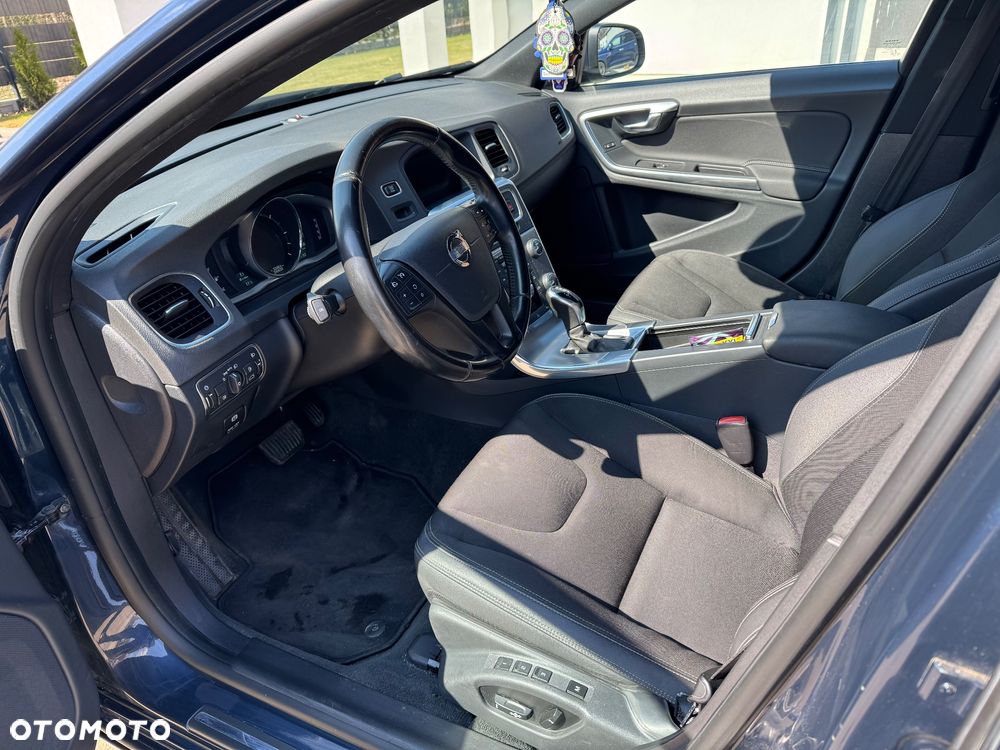Volvo V60 - 8