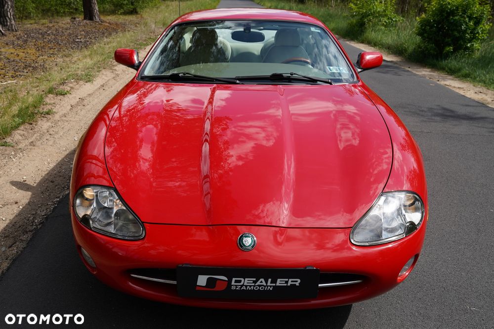 Jaguar XK8 - 3