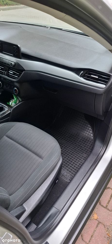 Ford Focus - 15