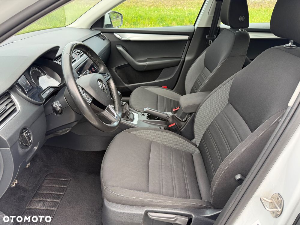 Skoda Octavia 1.6 TDI Style - 23