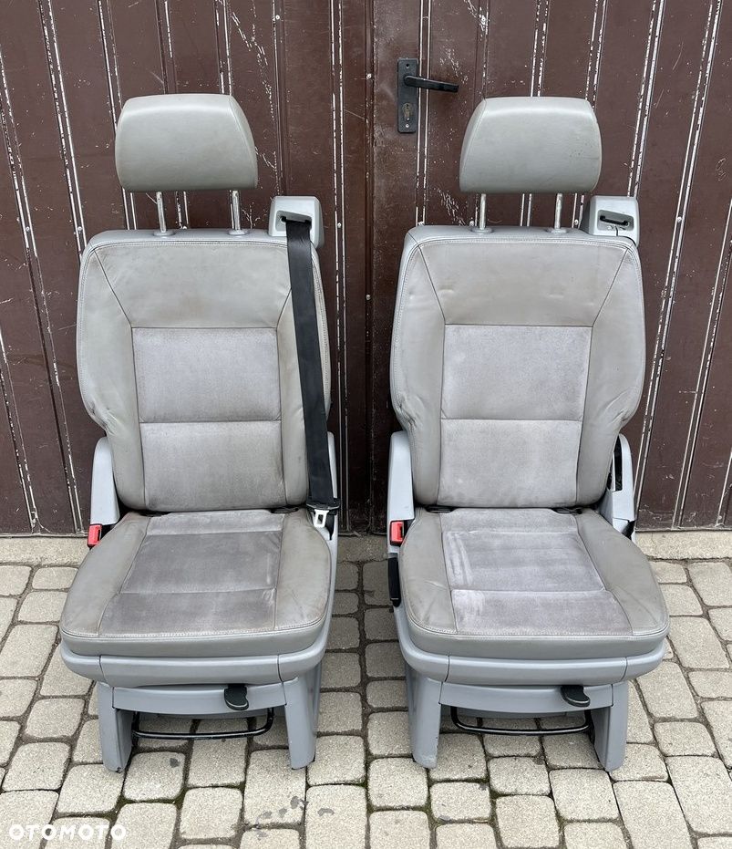 FOTEL OBROTOWY KAPITAŃSKI TYŁ TYLNY DRUGI RZĄD 2 ALCANTARA VW T5 LIFT T6 CALIFORNIA CAMPER MULTIVAN EU - 2