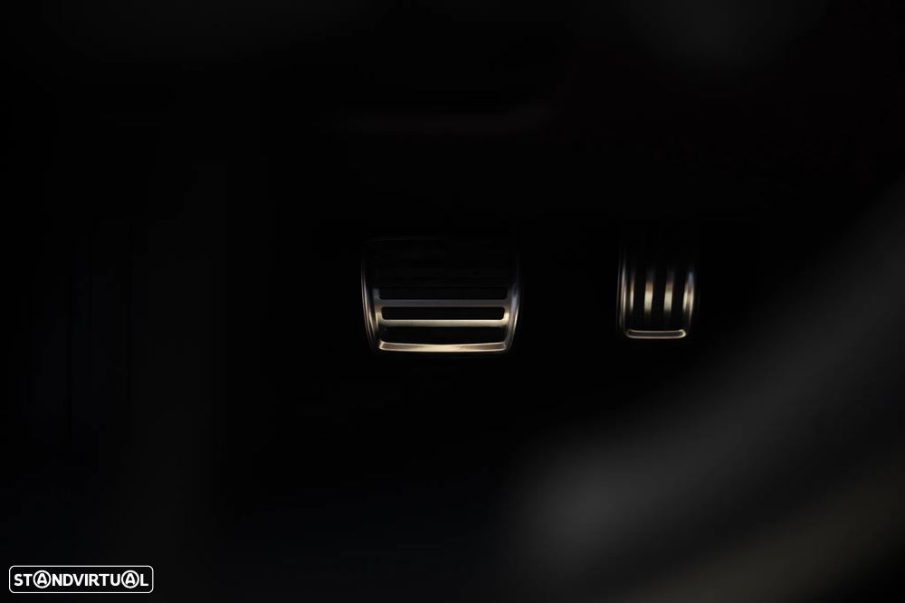 Porsche Macan Electric 4 - 26