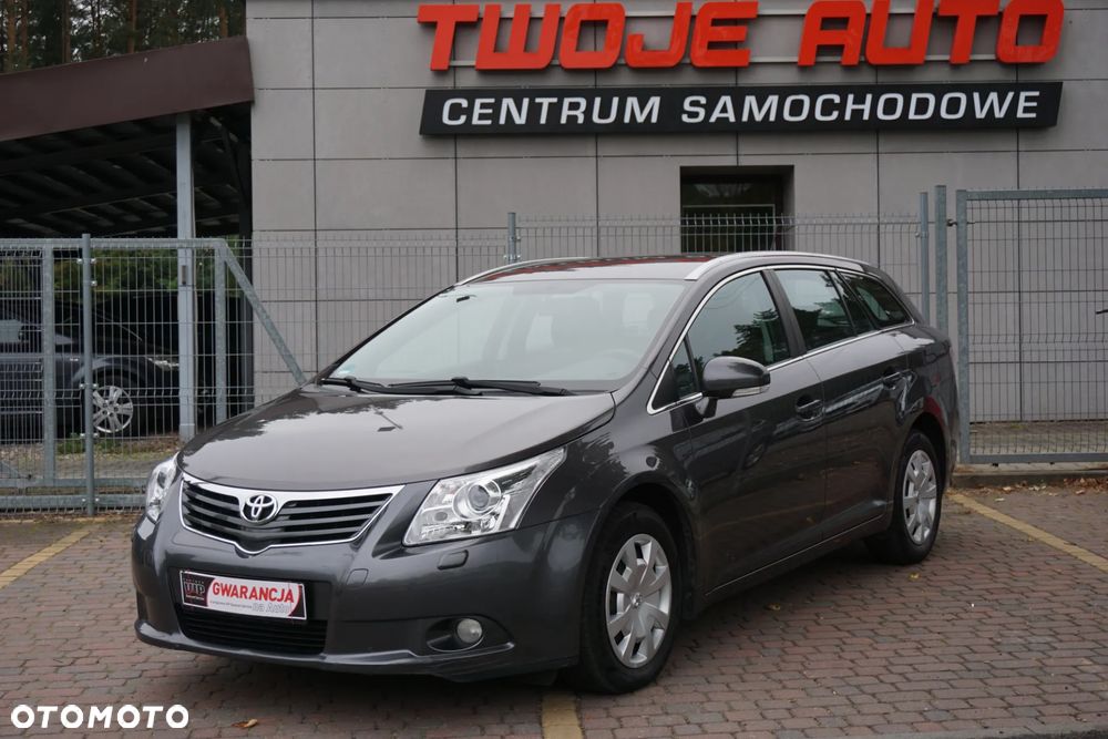 Toyota Avensis Combi 1.6 Comfort - 1