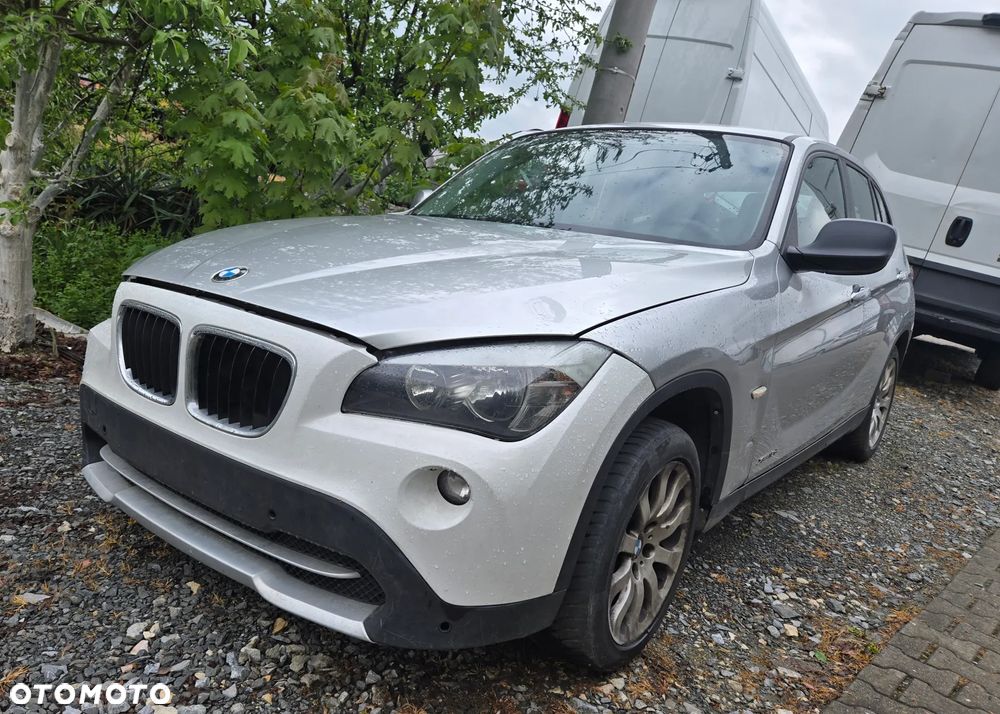 BMW X1 xDrive18d Sport Line - 1