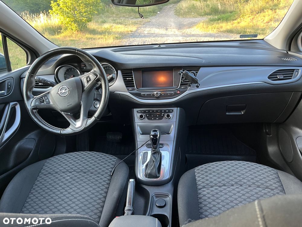 Opel Astra V 1.4 T Dynamic S&S - 10