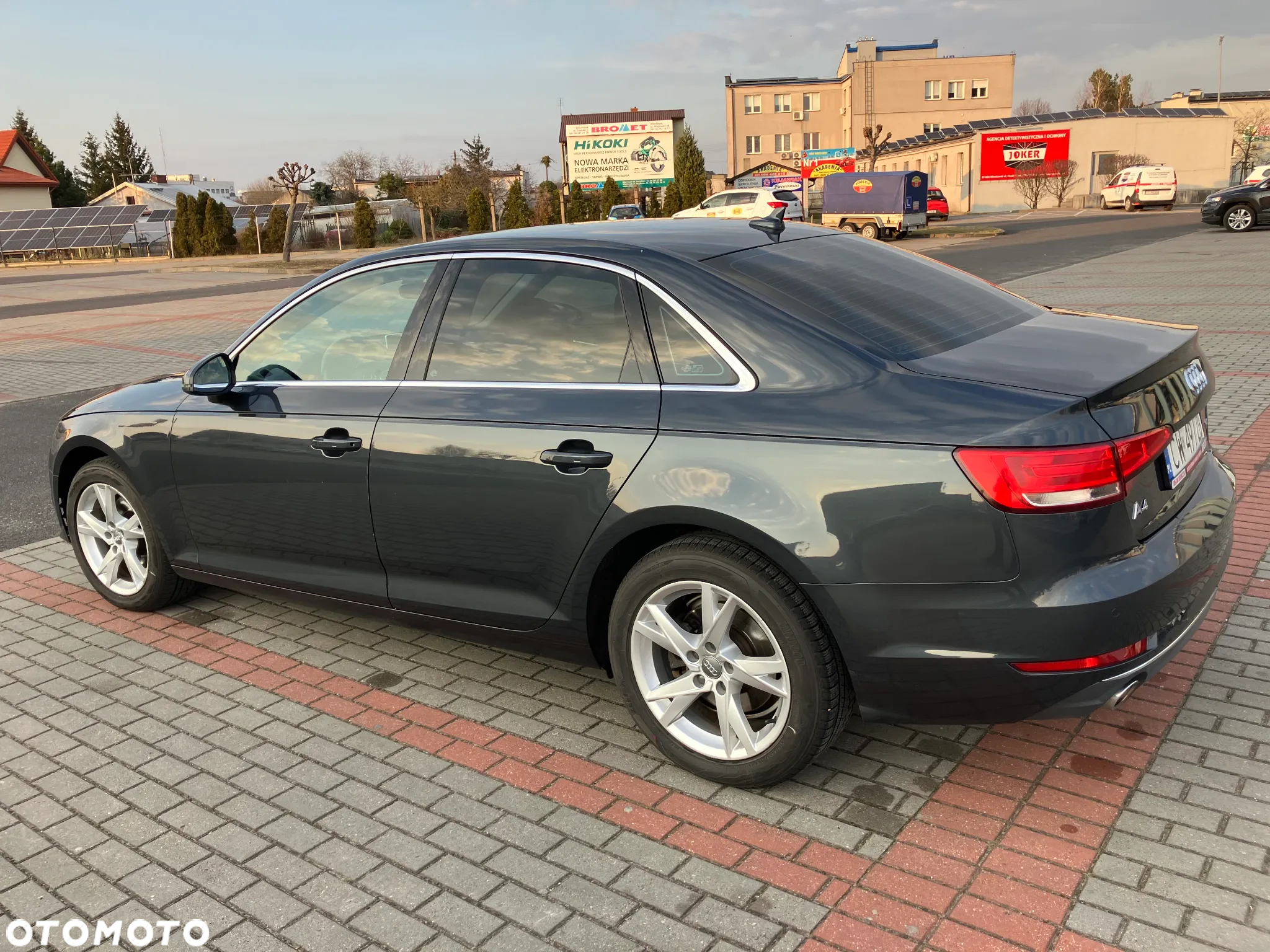 Audi A4 2.0 TDI S tronic - 14