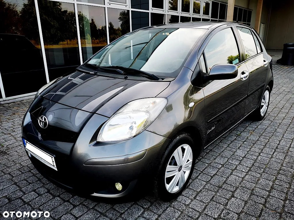 Toyota Yaris 1.33 Premium - 18