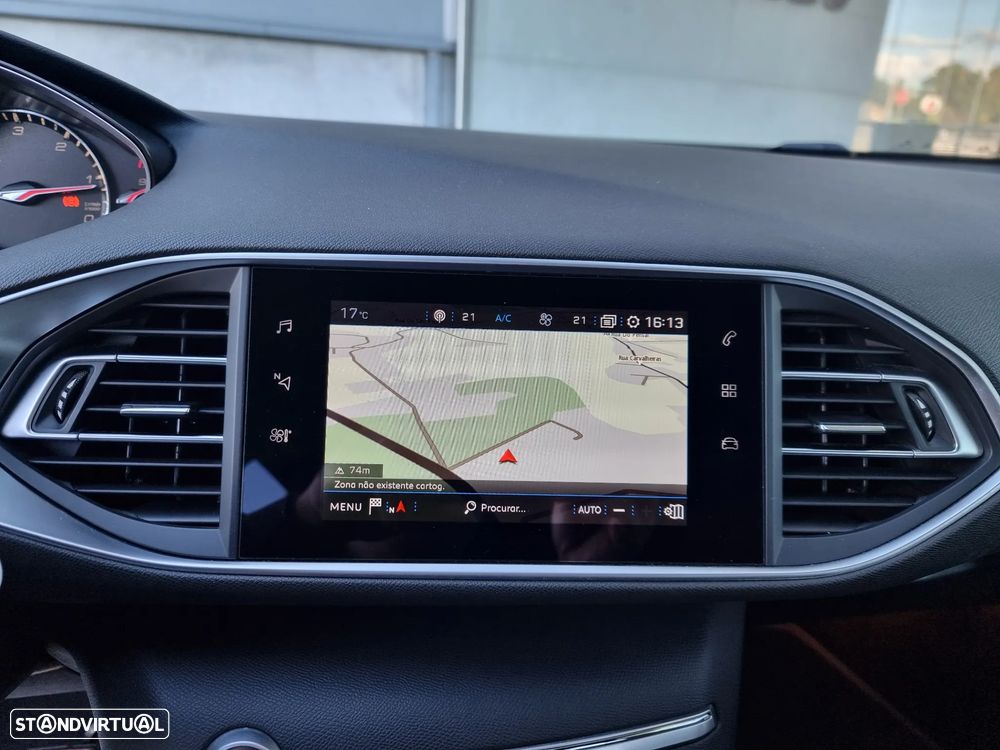 Peugeot 308 SW 1.5 BlueHDi GT EAT8 - 19