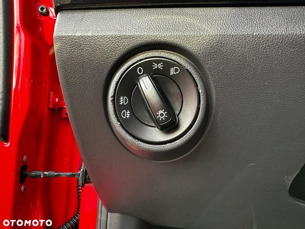 Volkswagen up! (BlueMotion Technology) move - 16