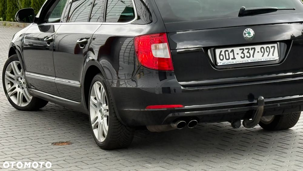 Skoda Superb 2.0 TDI Elegance DSG - 11