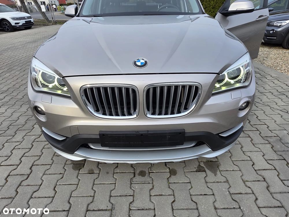 BMW X1 xDrive18d xLine - 13