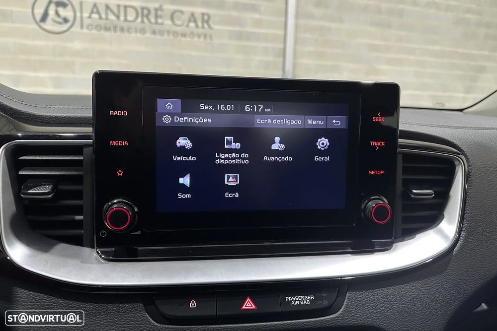 Kia XCeed 1.6 GDi PHEV Drive - 16