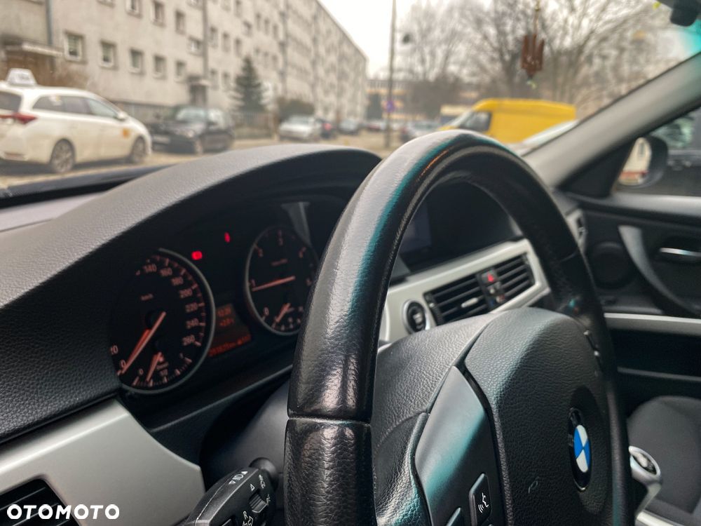 BMW Seria 3 - 10