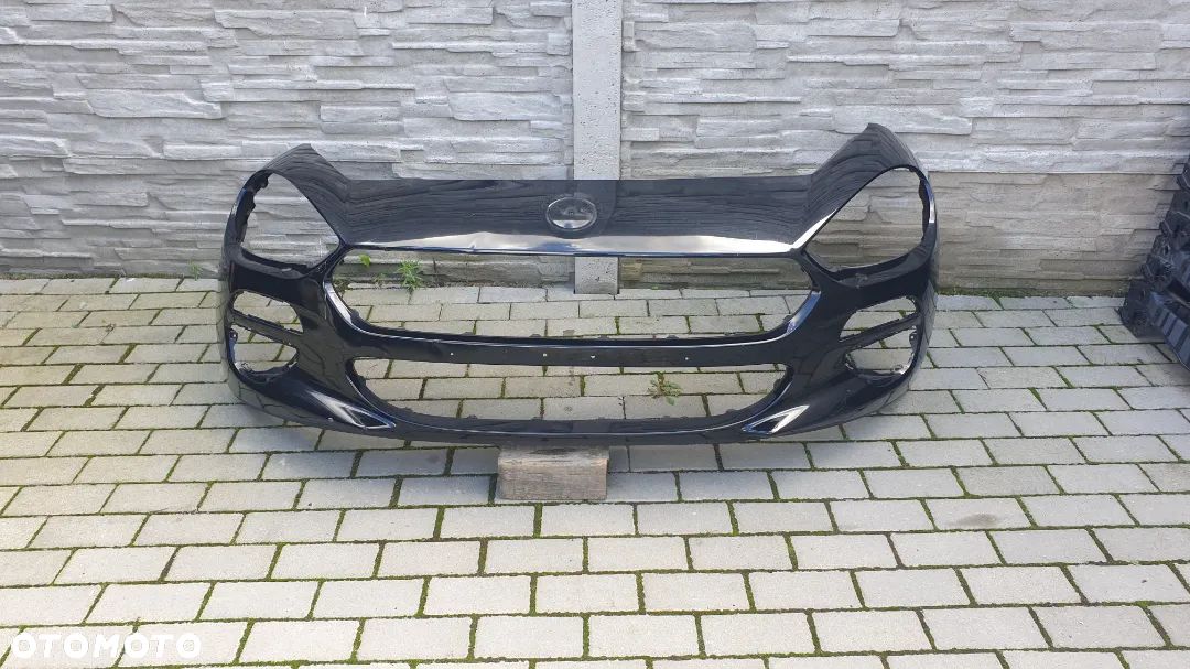 Zderzak Fiat 124 - 1