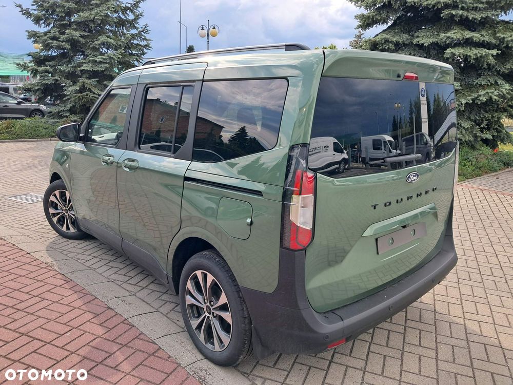 Ford Tourneo Courier 1.0 EcoBoost Titanium - 9
