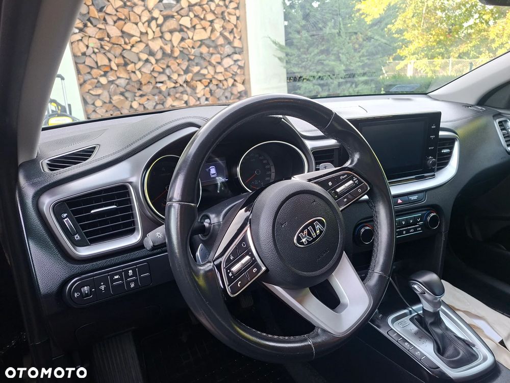 Kia Ceed 1.4 T-GDI M DCT - 12