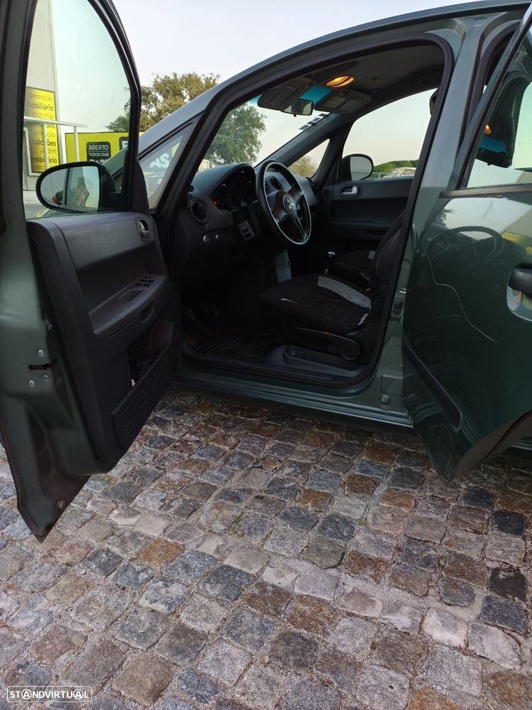 Mitsubishi Colt 1.1 Base - 9
