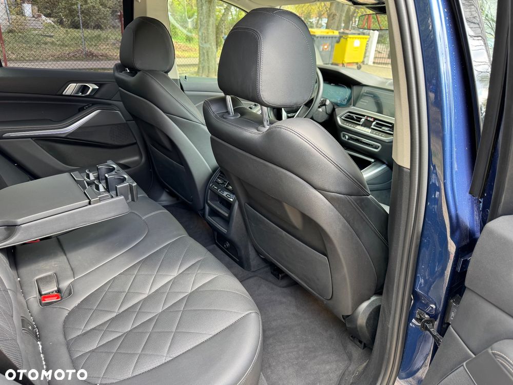 BMW X5 xDrive45e - 11