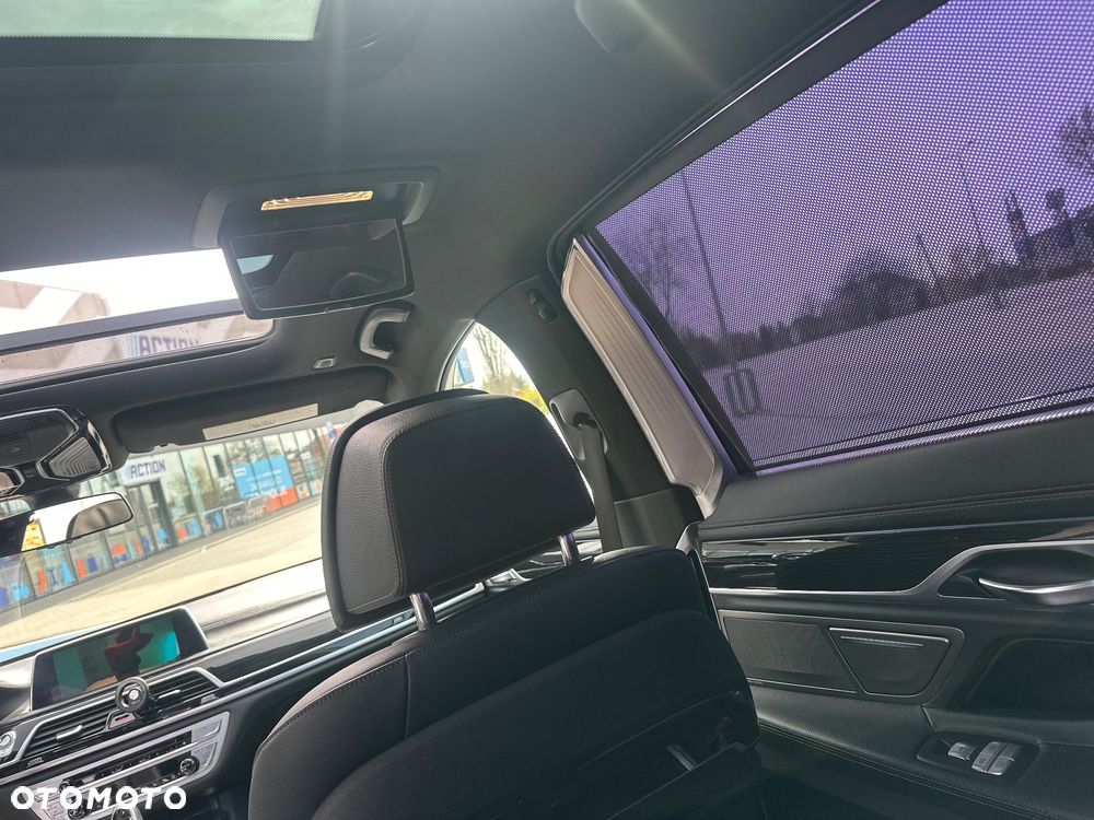BMW Seria 7 740Li - 24