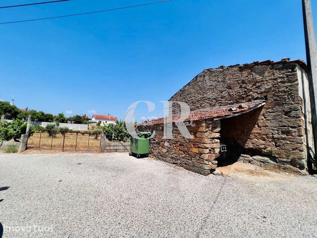 Casinha em xisto para reabilitação - Grande imagem: 4/12