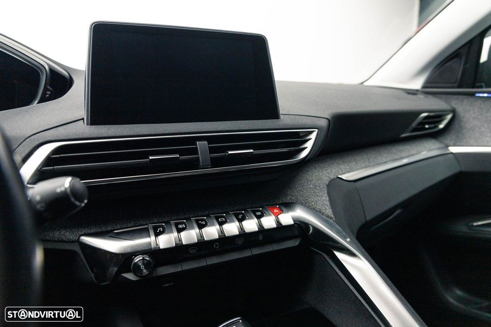 Peugeot 5008 1.5 BlueHDi Allure EAT8 - 33