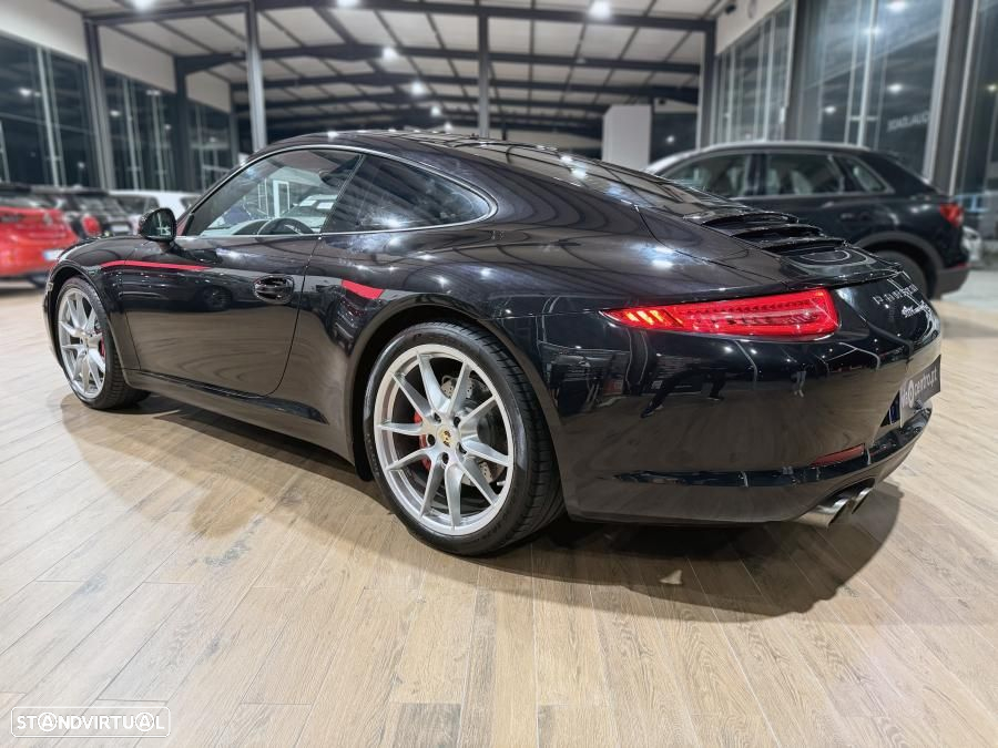 Porsche 911 (991) - 35