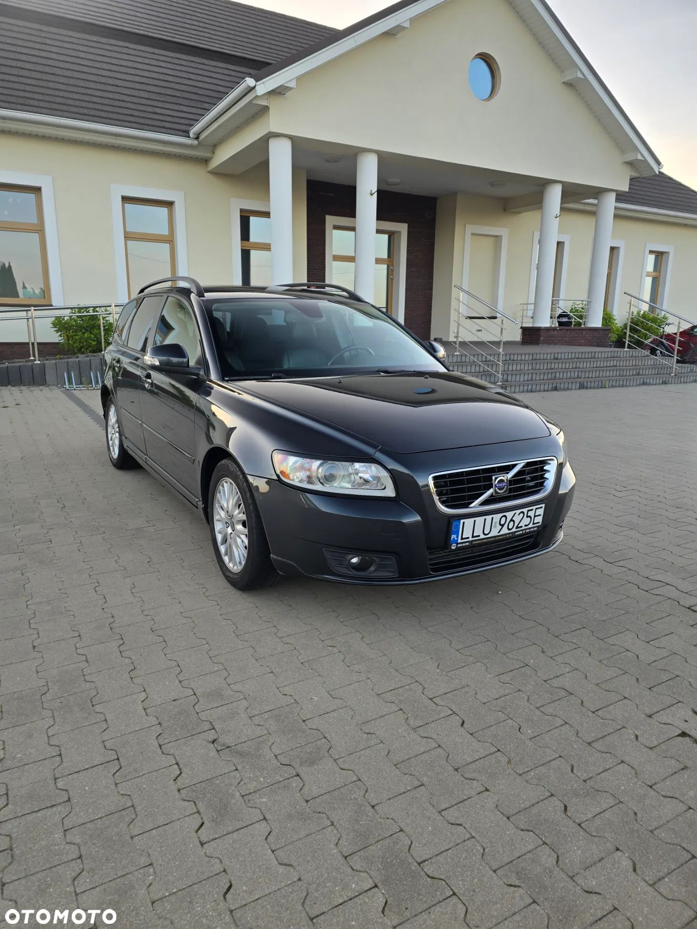 Volvo V50 2.0D DPF Summum - 1