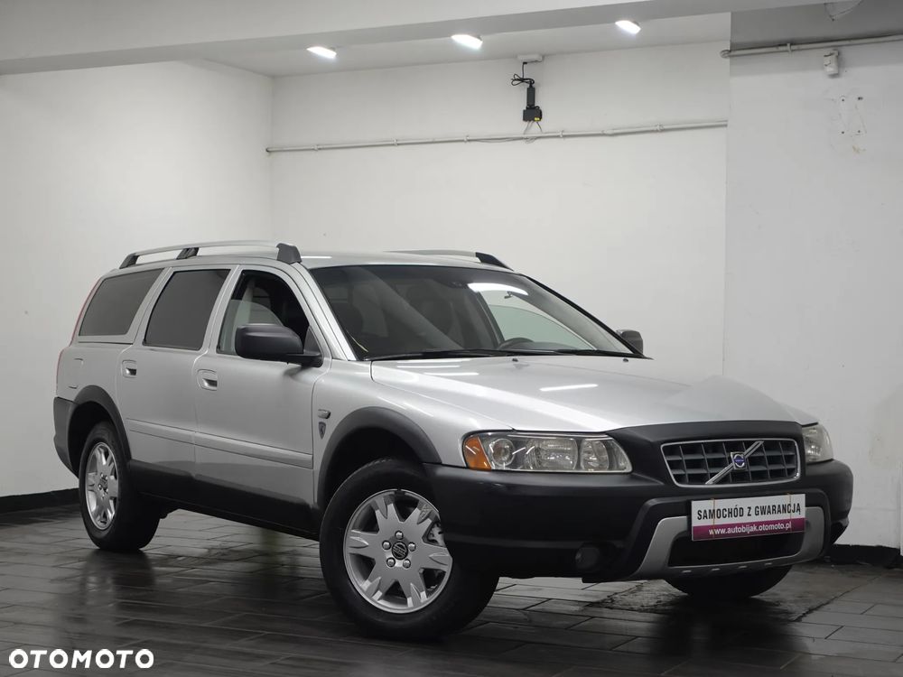 Volvo XC 70 D5 AWD Momentum - 12