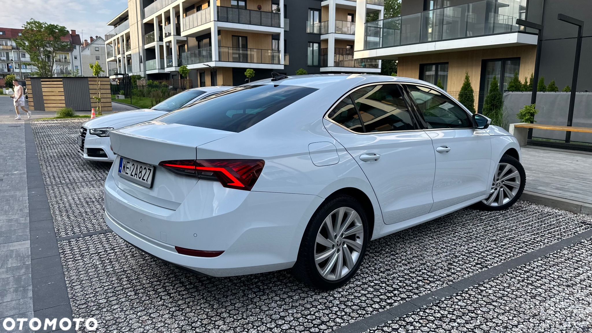 Skoda Octavia 2.0 TDI Style DSG - 4