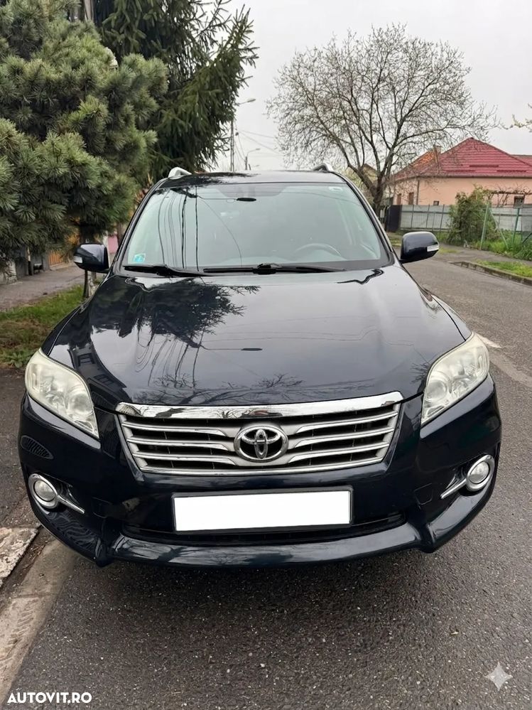 Toyota RAV4 2.2 D-4D 4x4 Automatik Executive - 4