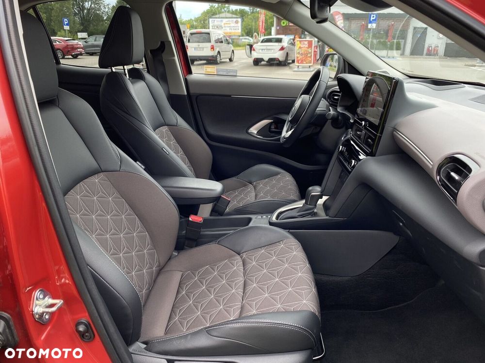 Toyota Yaris Cross Hybrid 1.5 Executive - 15
