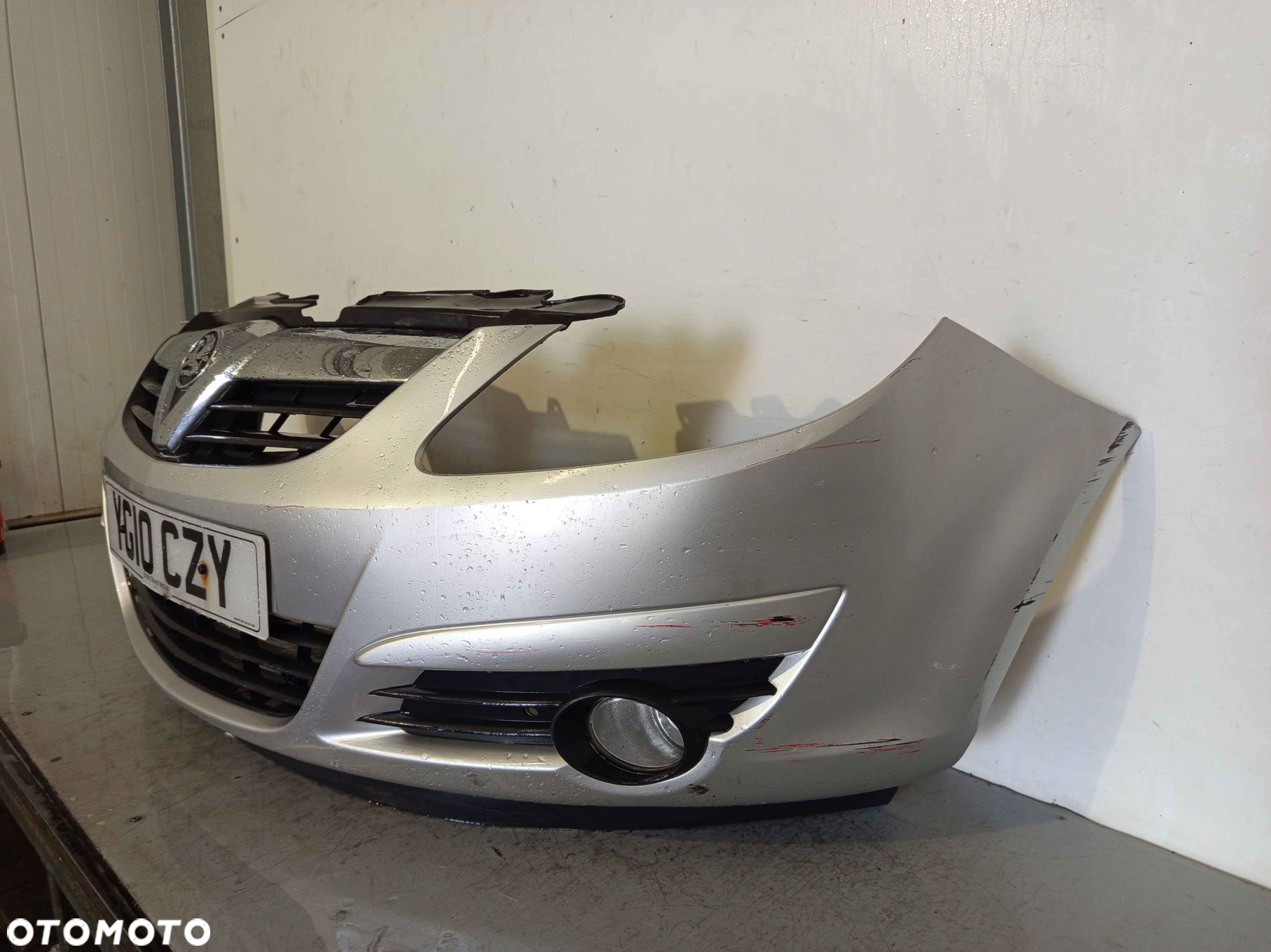 ^ ZDERZAK PRZÓD PRZEDNI OPEL CORSA D Z157 SREBRNY HALOGENY - 3