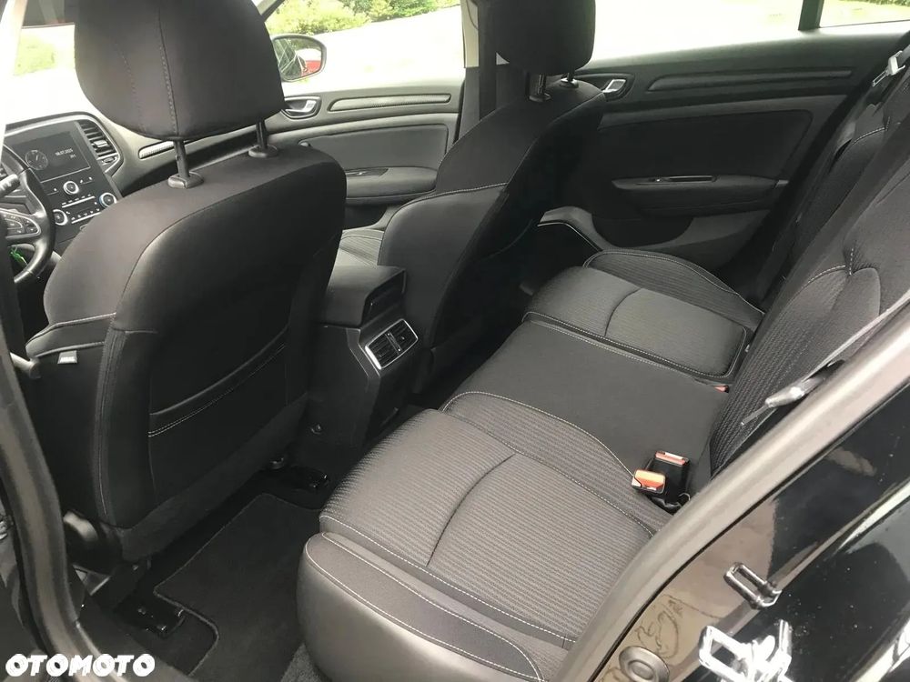 Renault Megane ENERGY TCe 130 EXPERIENCE - 13
