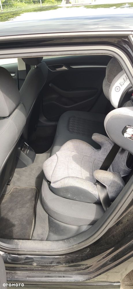Audi A3 Sportback 1.6 TDI - 11
