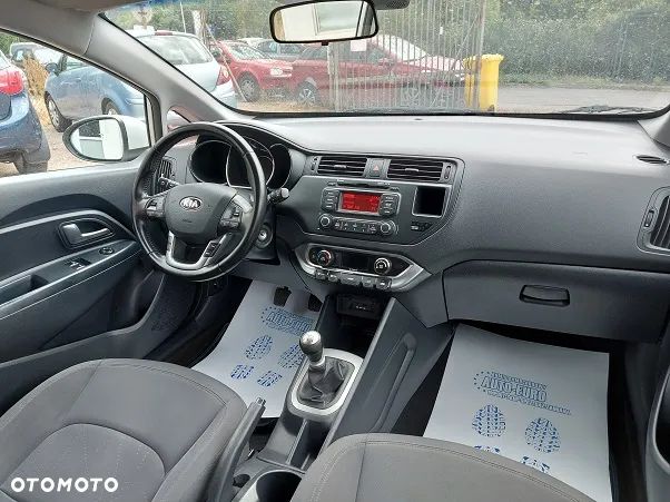 Kia Rio 1.2 M - 21