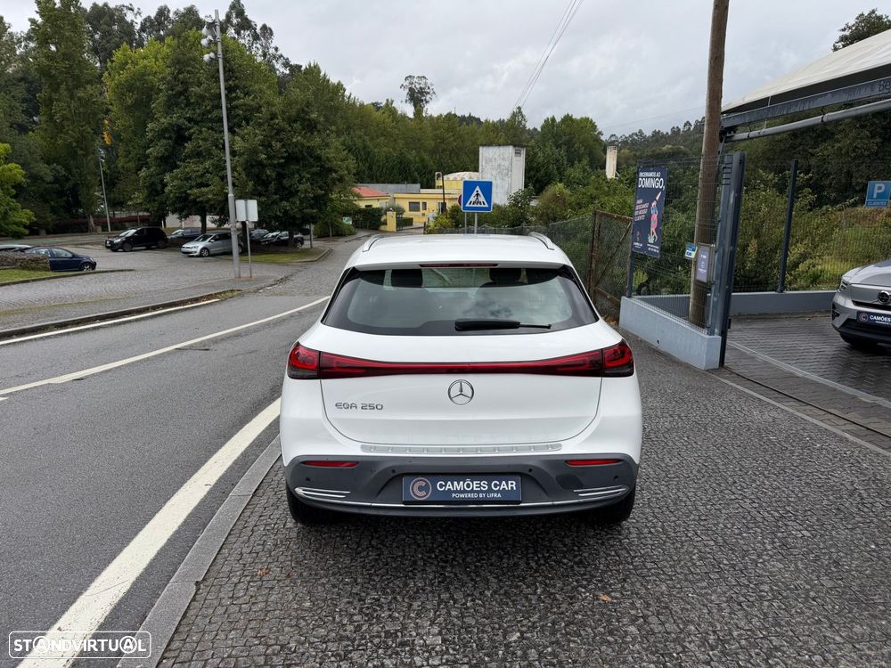Mercedes-Benz EQA 250 Progressive - 8