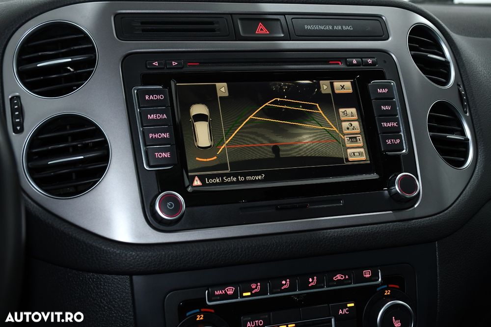 Volkswagen Tiguan 2.0 TDI DPF 4Motion BlueMotion Technology DSG Lounge Track & Style - 17