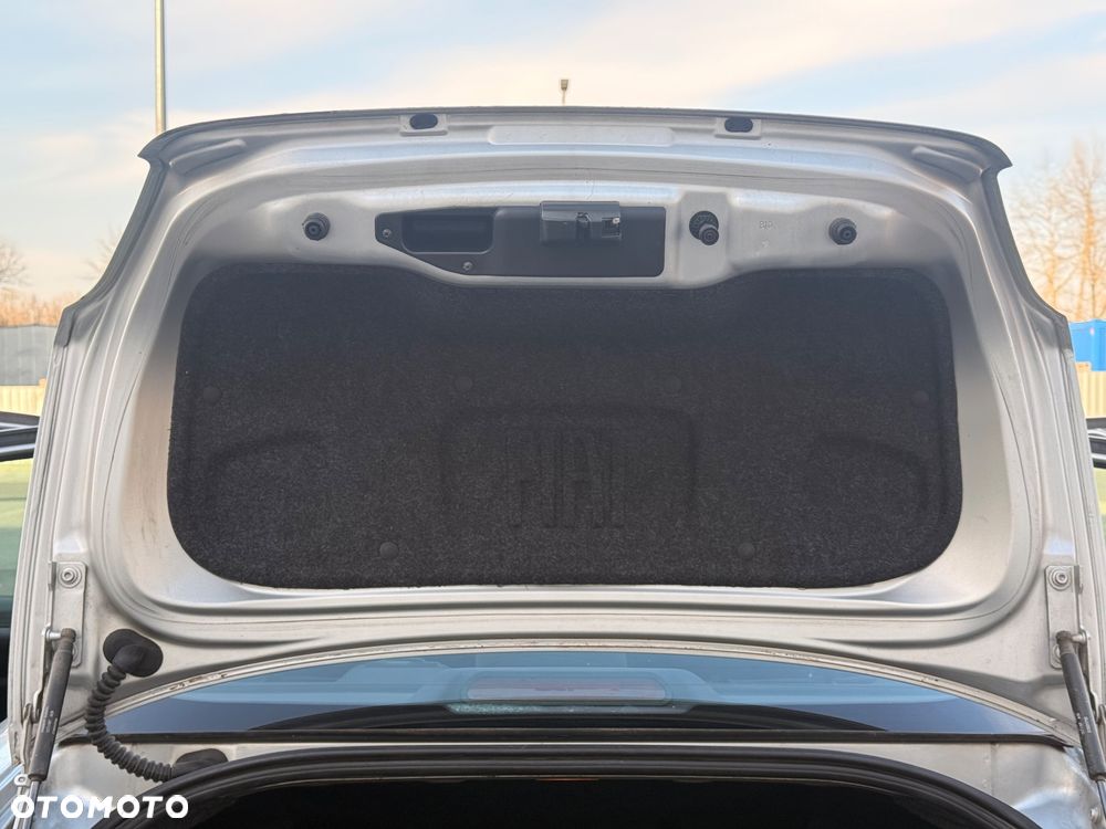 Fiat Linea 1.4 Fresh - 11