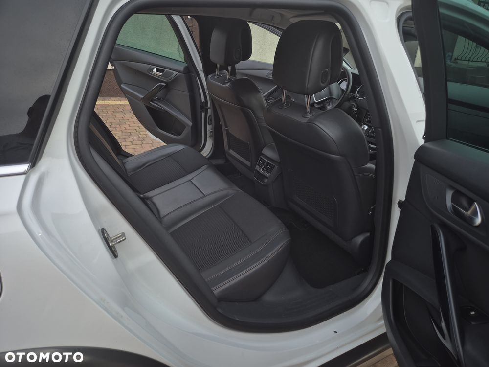 Peugeot 508 RXH BlueHDi 180 EAT6 Stop&Start - 14