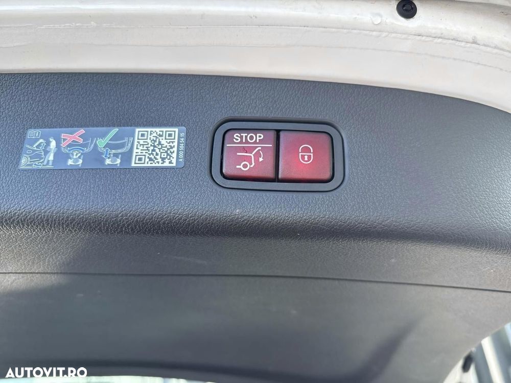 Mercedes-Benz GLC 300 e 4MATIC - 16