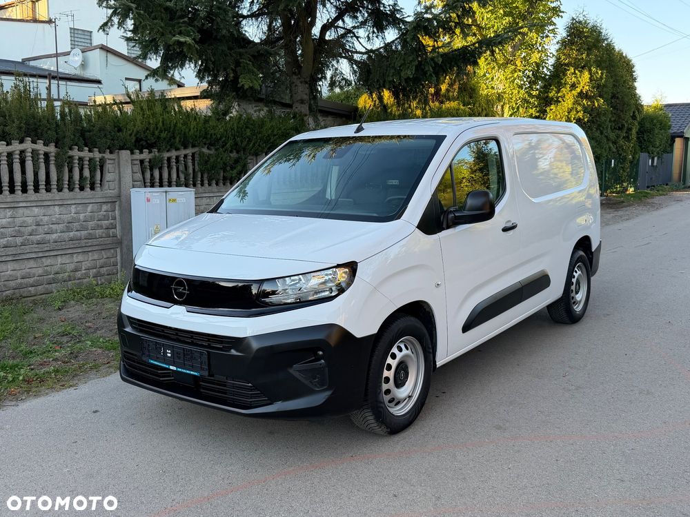 Opel COMBO - 1