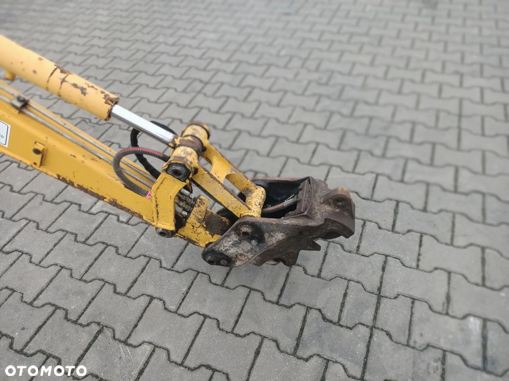 Komatsu PC26MR-3 - 28