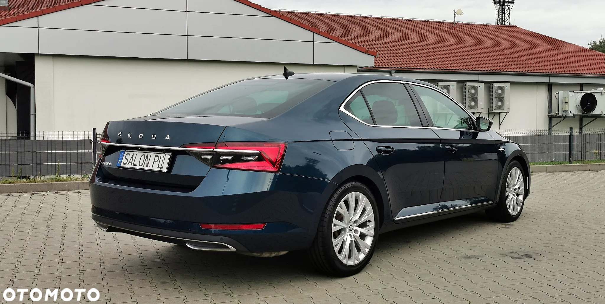 Skoda Superb 2.0 TSI L&K DSG - 14