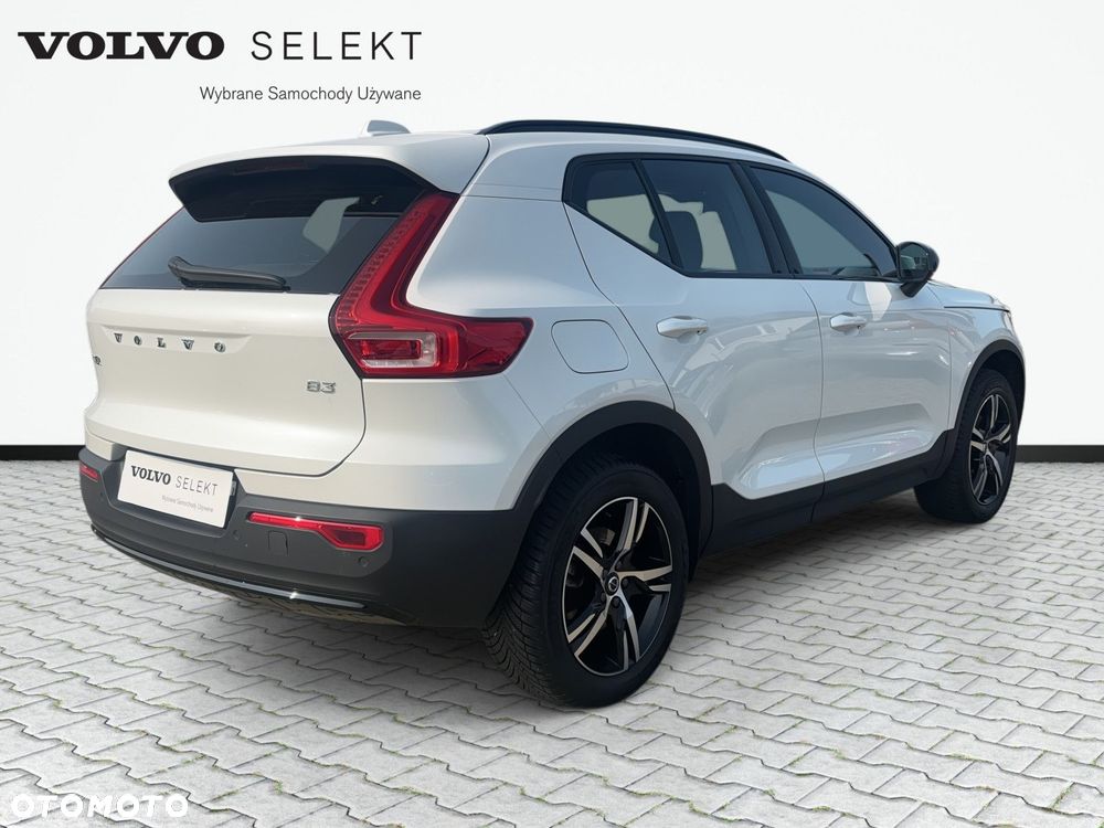 Volvo XC 40 - 5