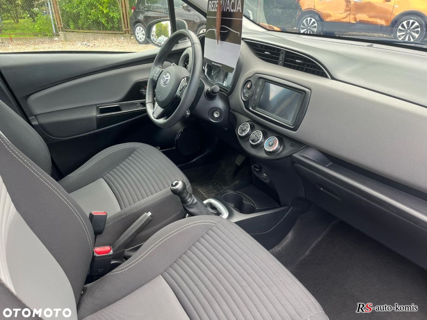 Toyota Yaris - 13